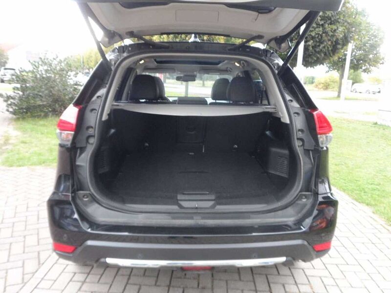 Nissan X-Trail Tekna 4x4