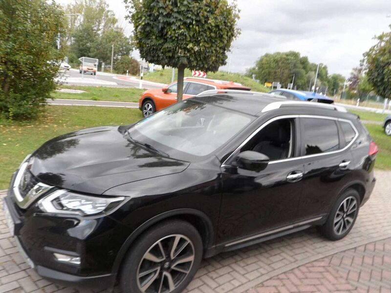 Nissan X-Trail Tekna 4x4