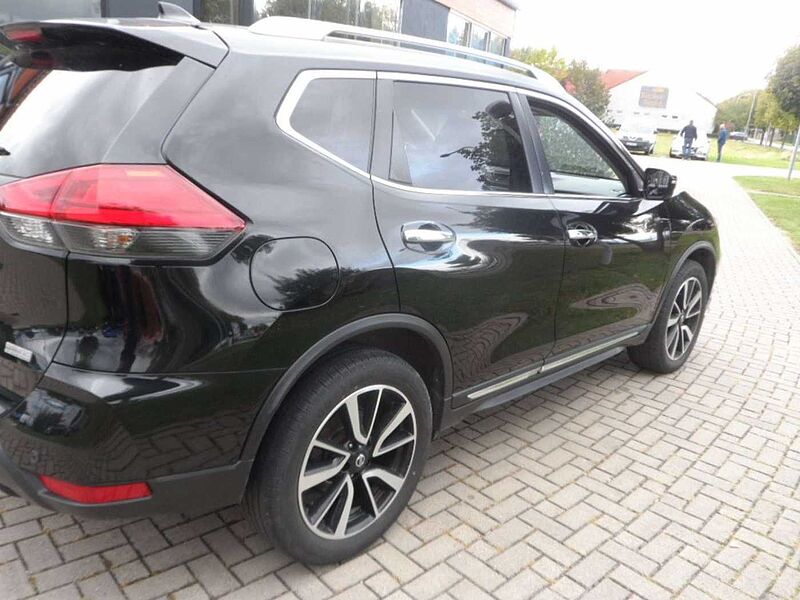 Nissan X-Trail Tekna 4x4